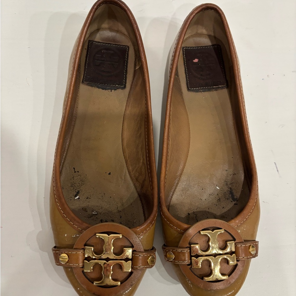 Tory Burch Tan Leather Loafers with Gold Accents